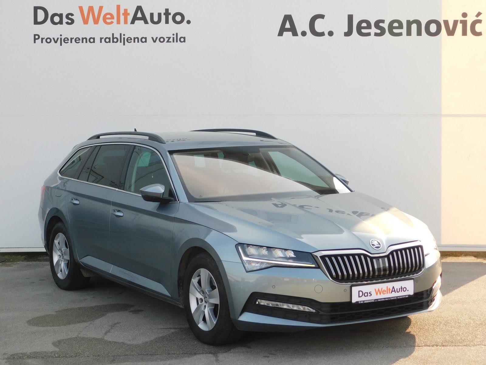 2020 Škoda Superb Combi — fotografija 3