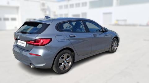 2022 BMW Serija 1 — sličica 7