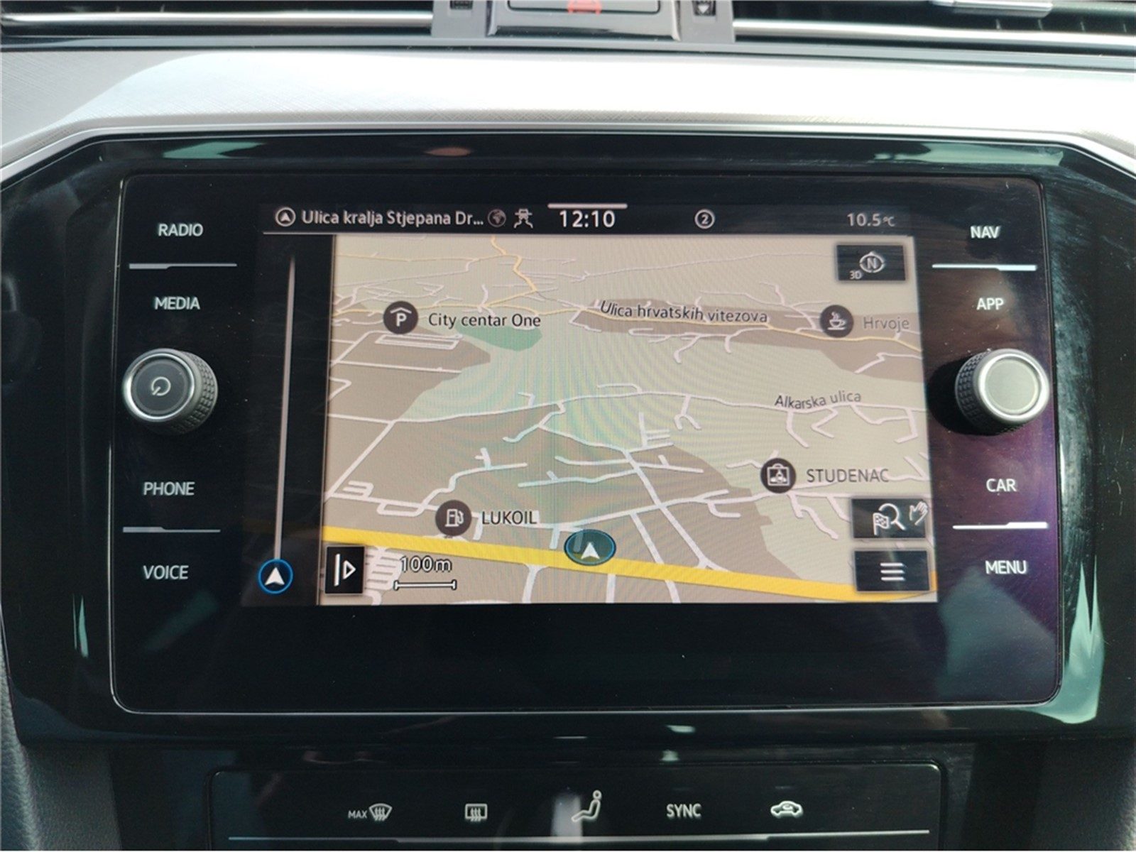 2021 Volkswagen Passat — fotografija 15