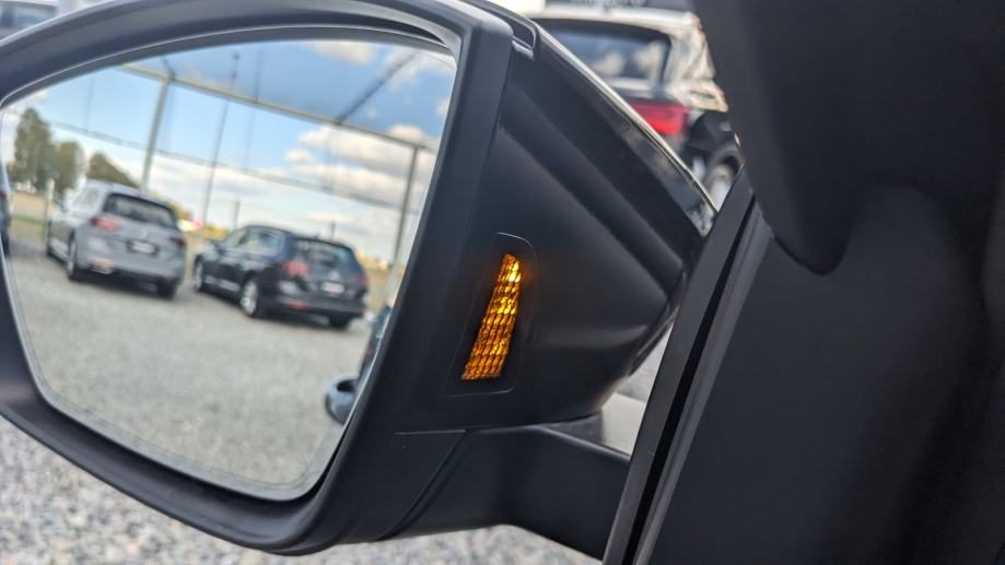 2022 Škoda Karoq — fotografija 19