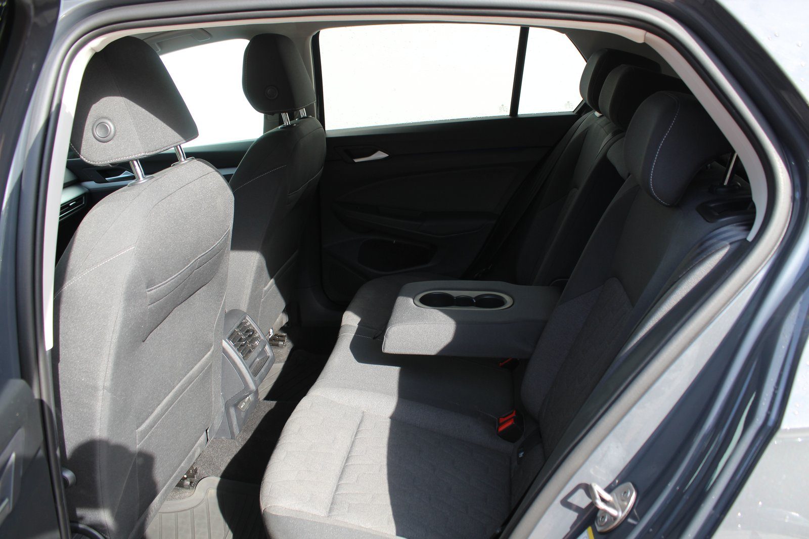 2026 Volkswagen Golf — fotografija 11