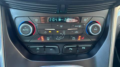 2018 Ford Kuga — sličica 16