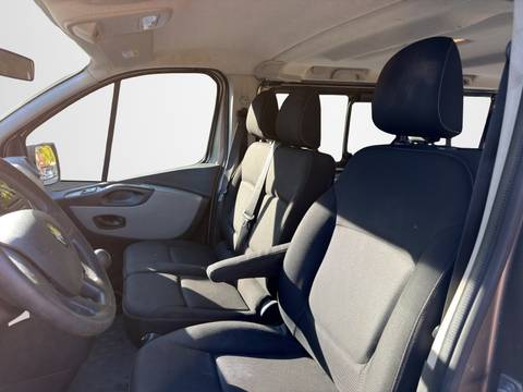 2019 Renault Trafic — sličica 8