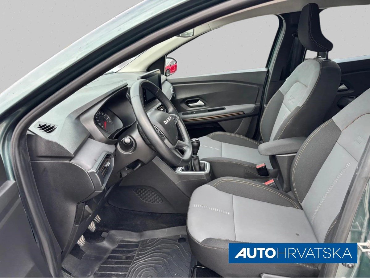2023 Dacia Sandero — fotografija 12