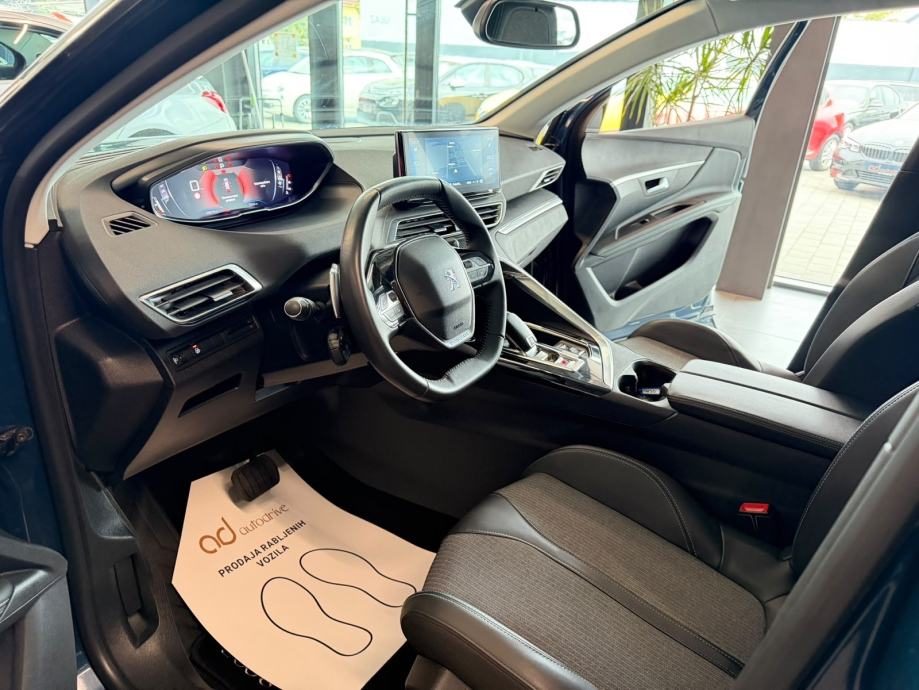 2023 Peugeot 3008 — fotografija 13
