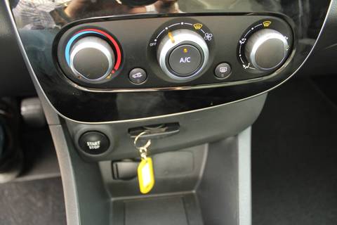 2019 Renault Clio — sličica 17