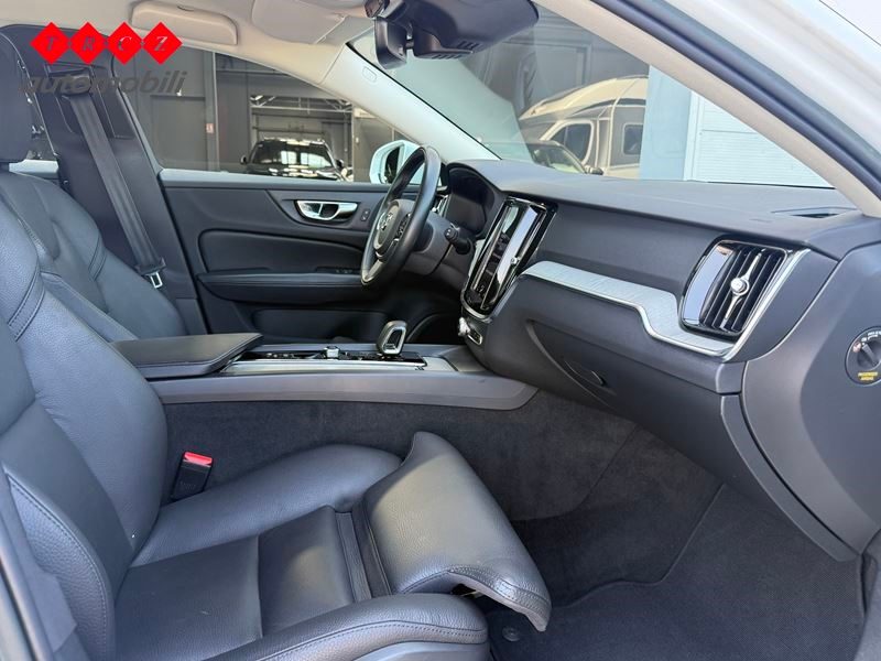 2022 Volvo V60 — fotografija 6