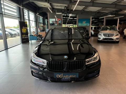 2017 BMW Serija 7 — sličica 2