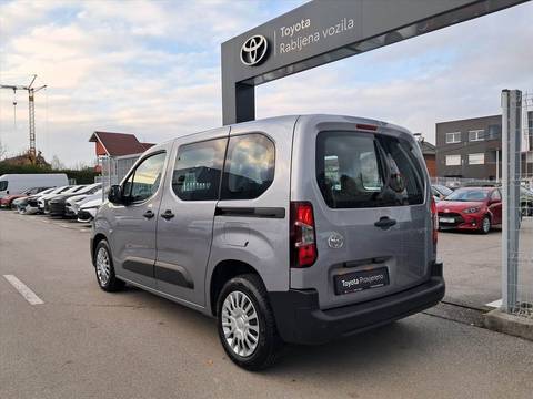2026 Toyota Proace City Verso — sličica 4