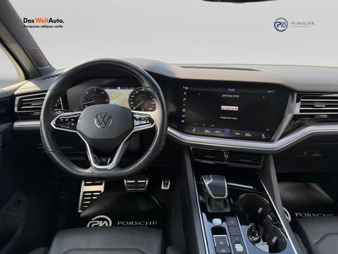2023 Volkswagen Touareg R-Line — sličica 12
