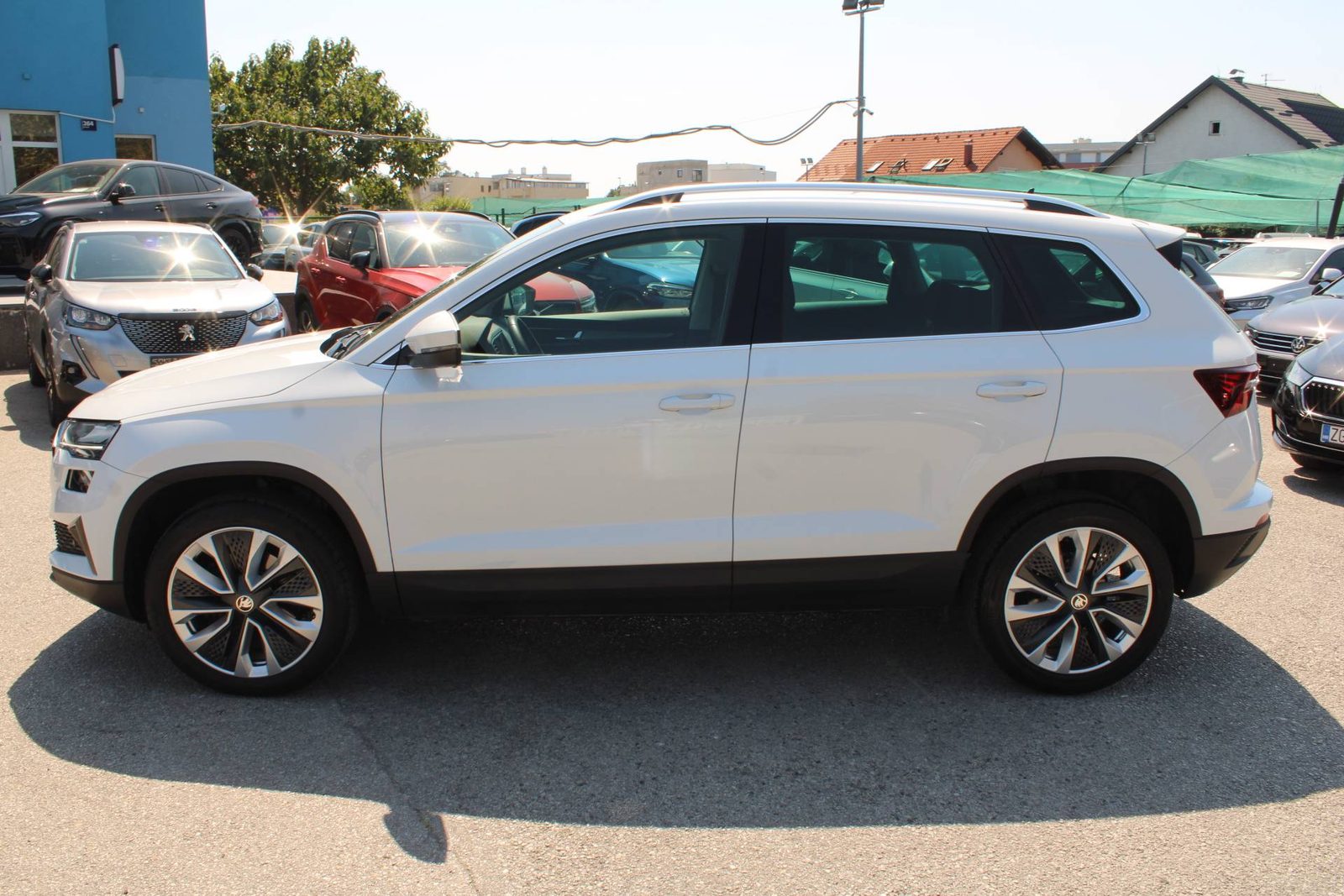 2023 Škoda Karoq — fotografija 8
