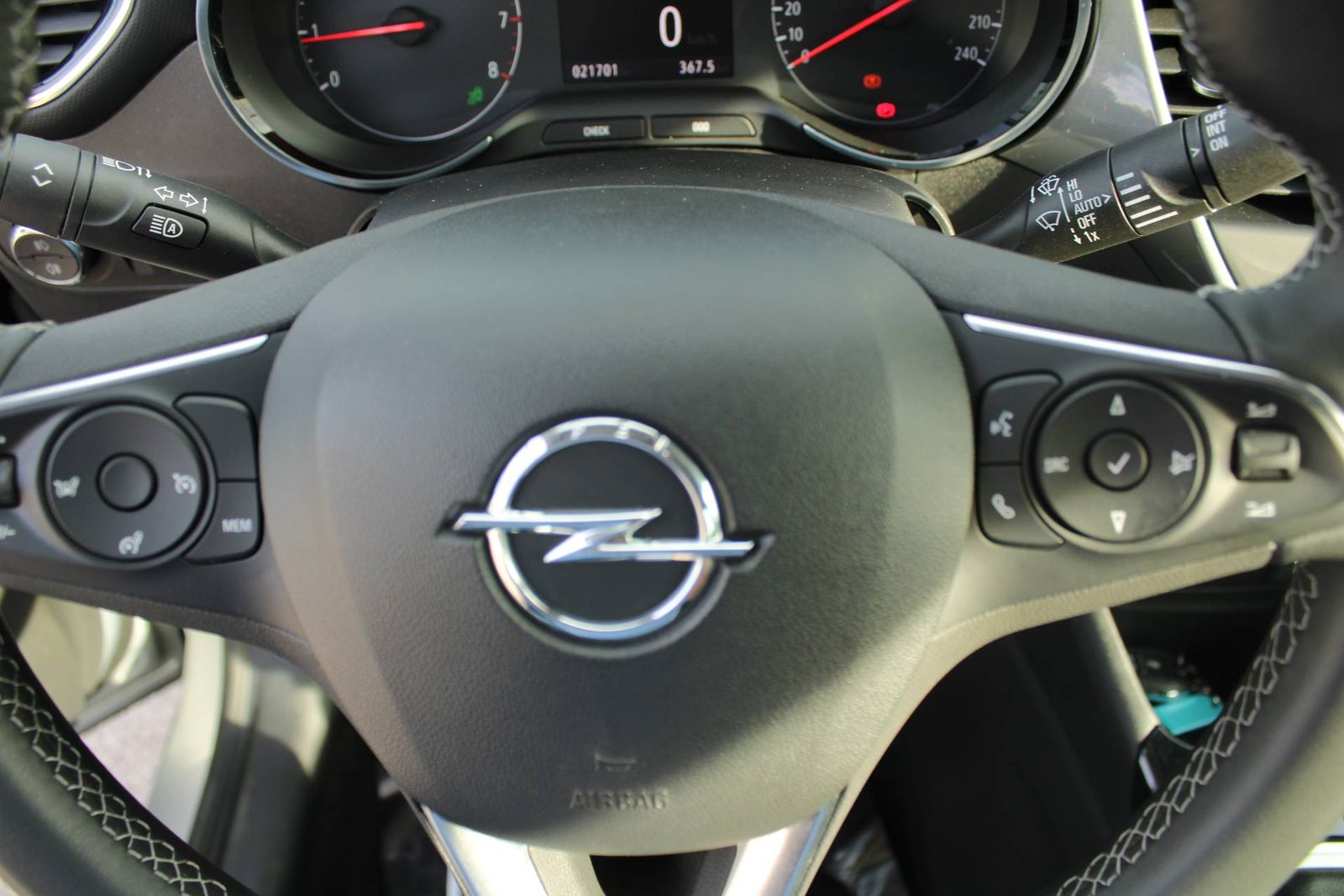 2023 Opel Crossland X — fotografija 14