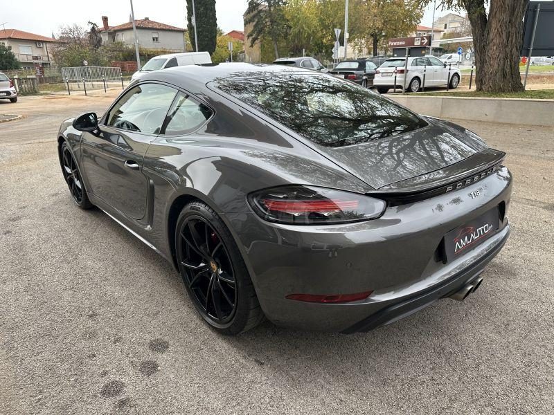 2017 Porsche Cayman — fotografija 3