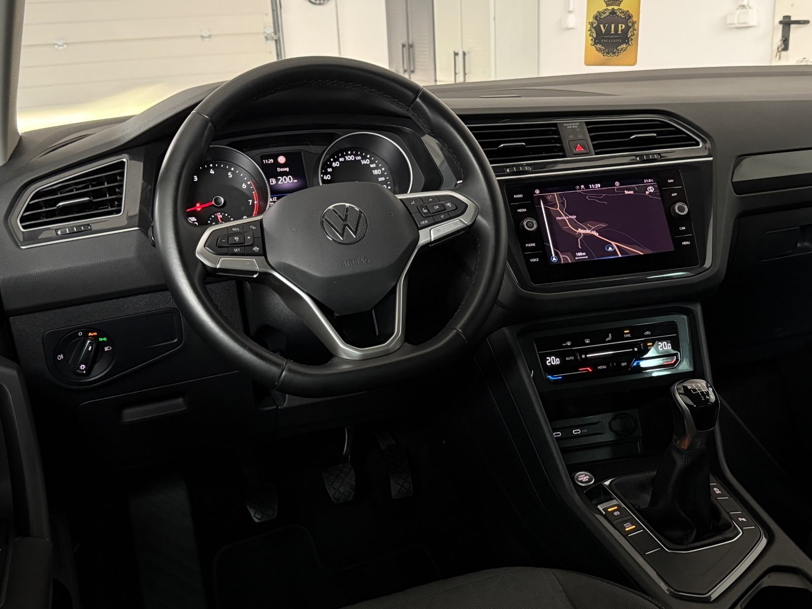 2021 Volkswagen Tiguan — fotografija 8