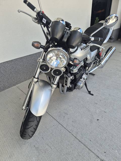 2001 Honda CB1300 Super — sličica 10