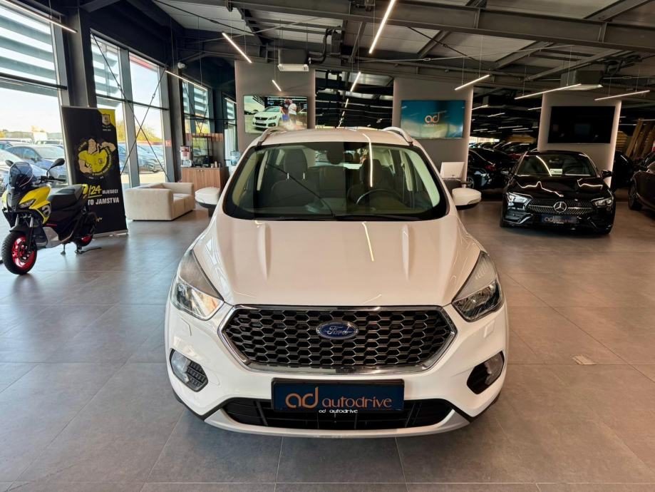 2018 Ford Kuga — fotografija 3