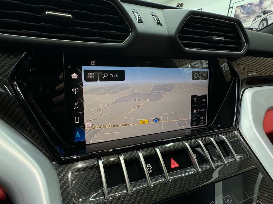 2019 Lamborghini Urus — fotografija 15