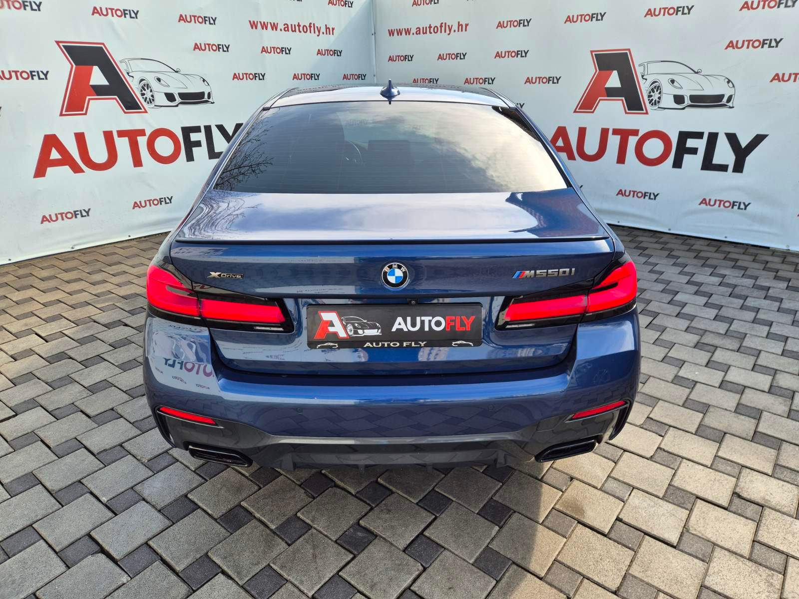 2020 BMW Serija 5 M Sport — fotografija 7