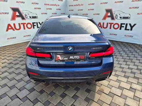 2020 BMW Serija 5 M Sport — sličica 7