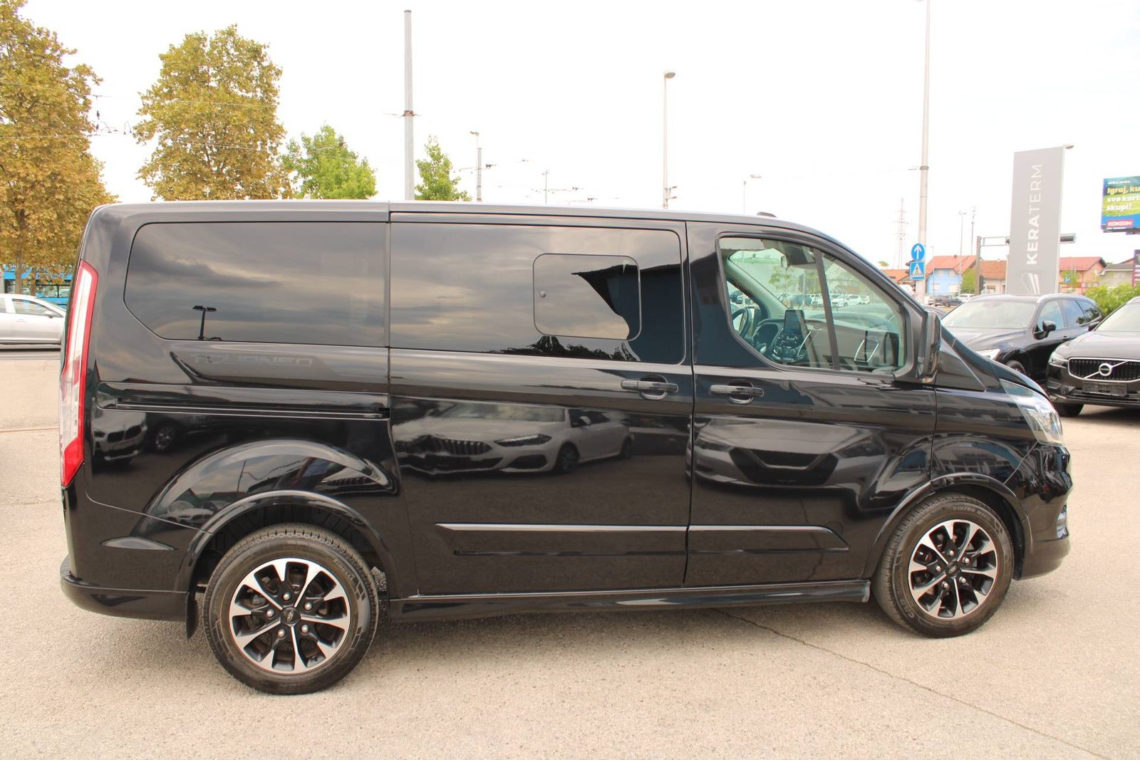 2024 Ford Tourneo — fotografija 4