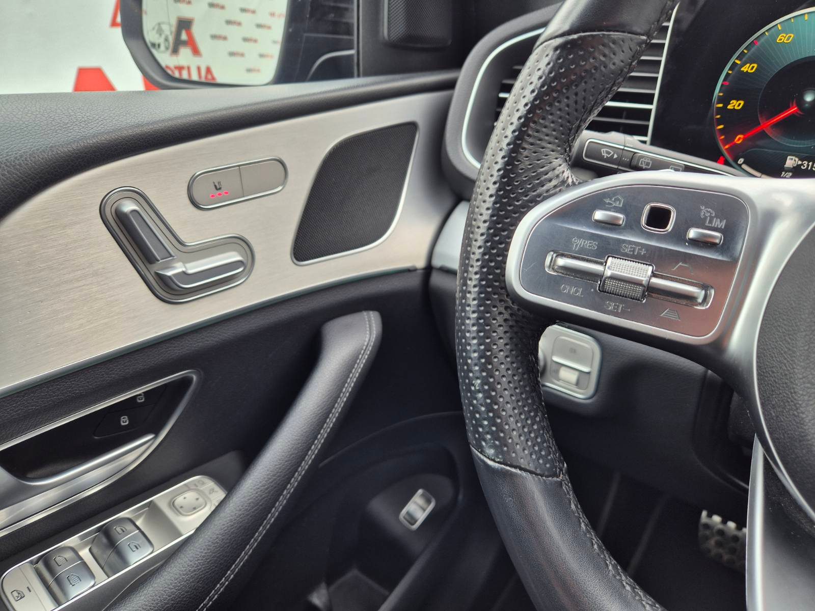 2020 Mercedes-Benz GLE — fotografija 22