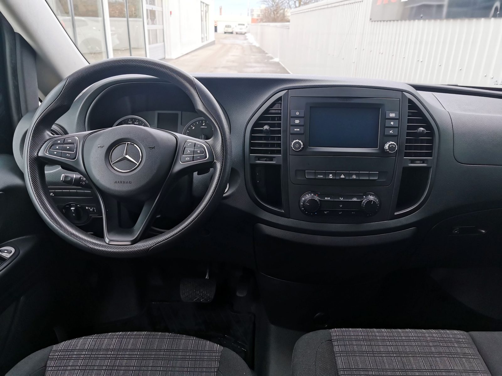 2019 Mercedes-Benz Vito — fotografija 25