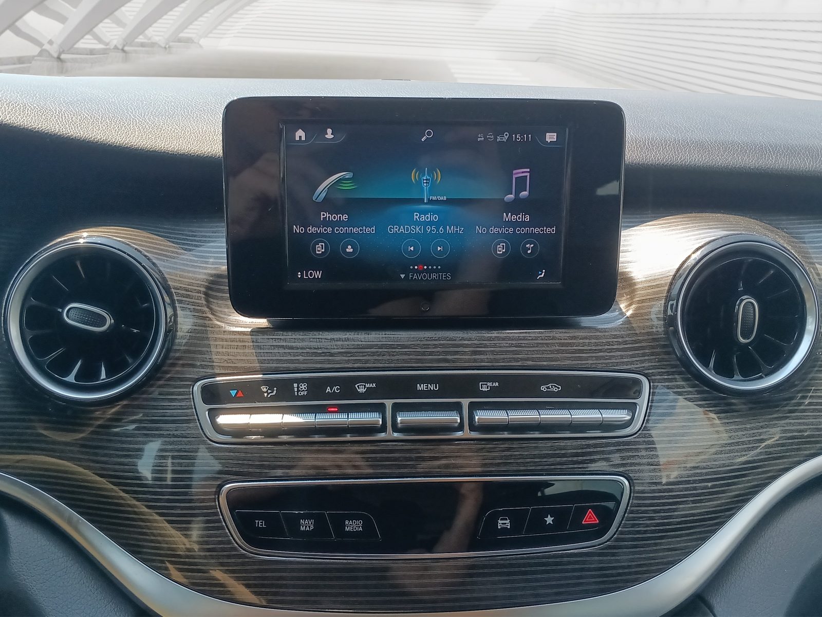 2023 Mercedes-Benz V-klasa — fotografija 15