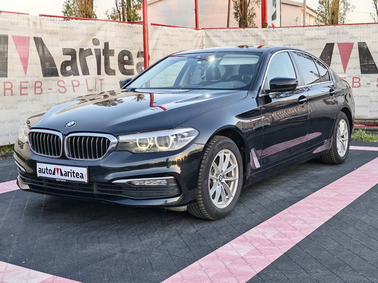2017 BMW Serija 5 — fotografija 3