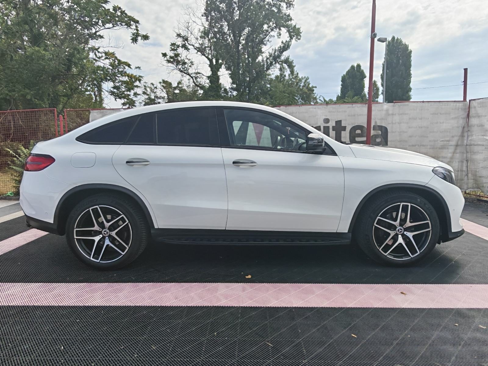 2016 Mercedes-Benz GLE — fotografija 20