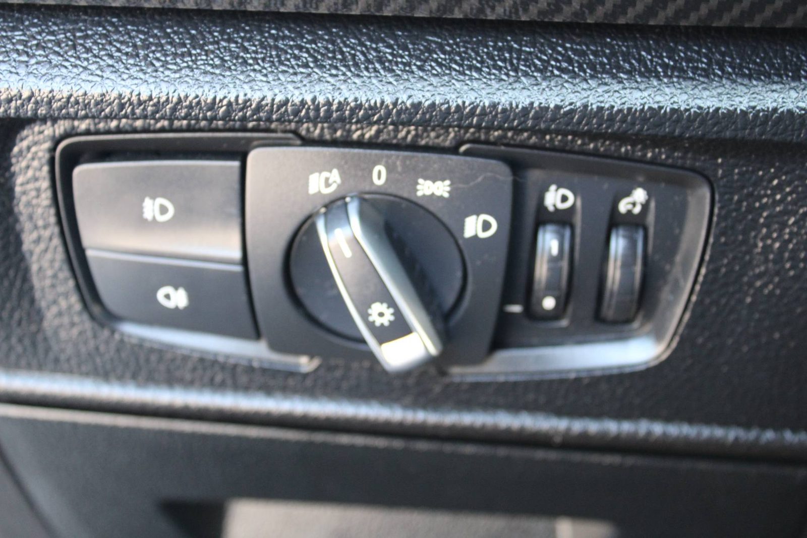 2015 BMW Serija 1 — fotografija 15