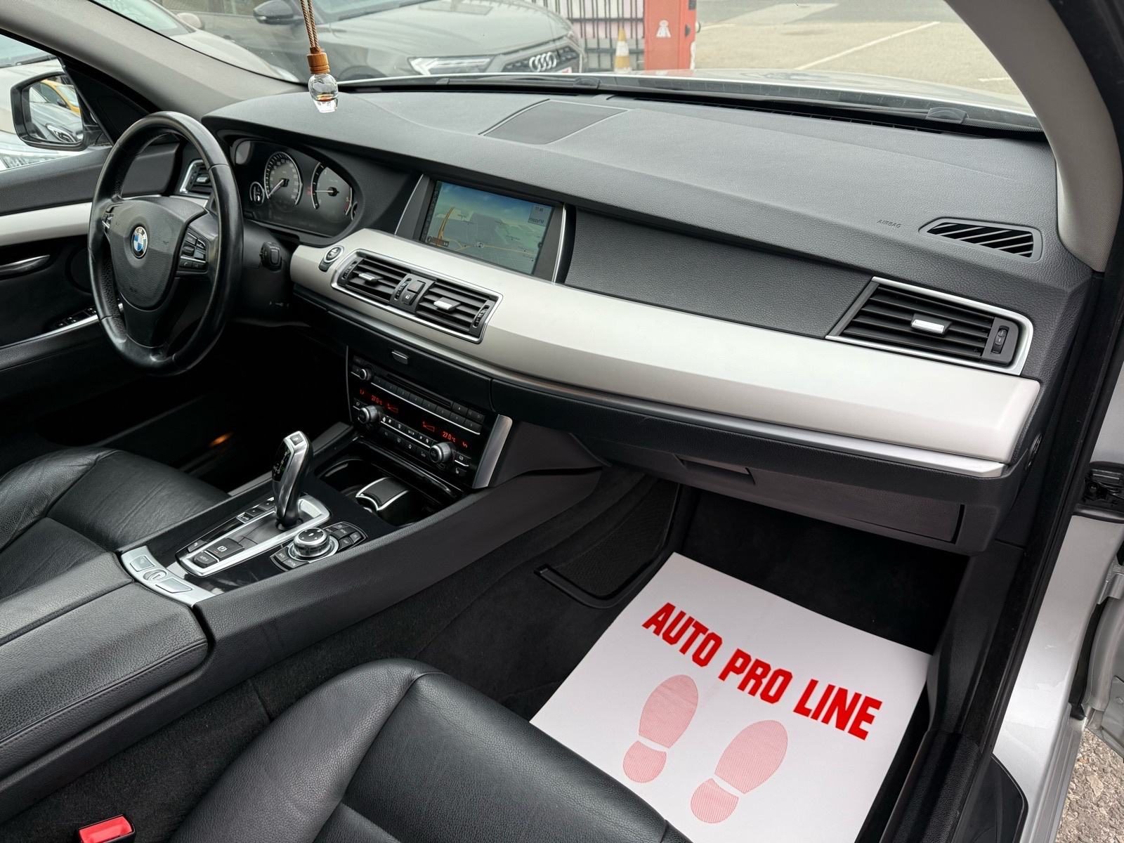2009 BMW Serija 5 — fotografija 11