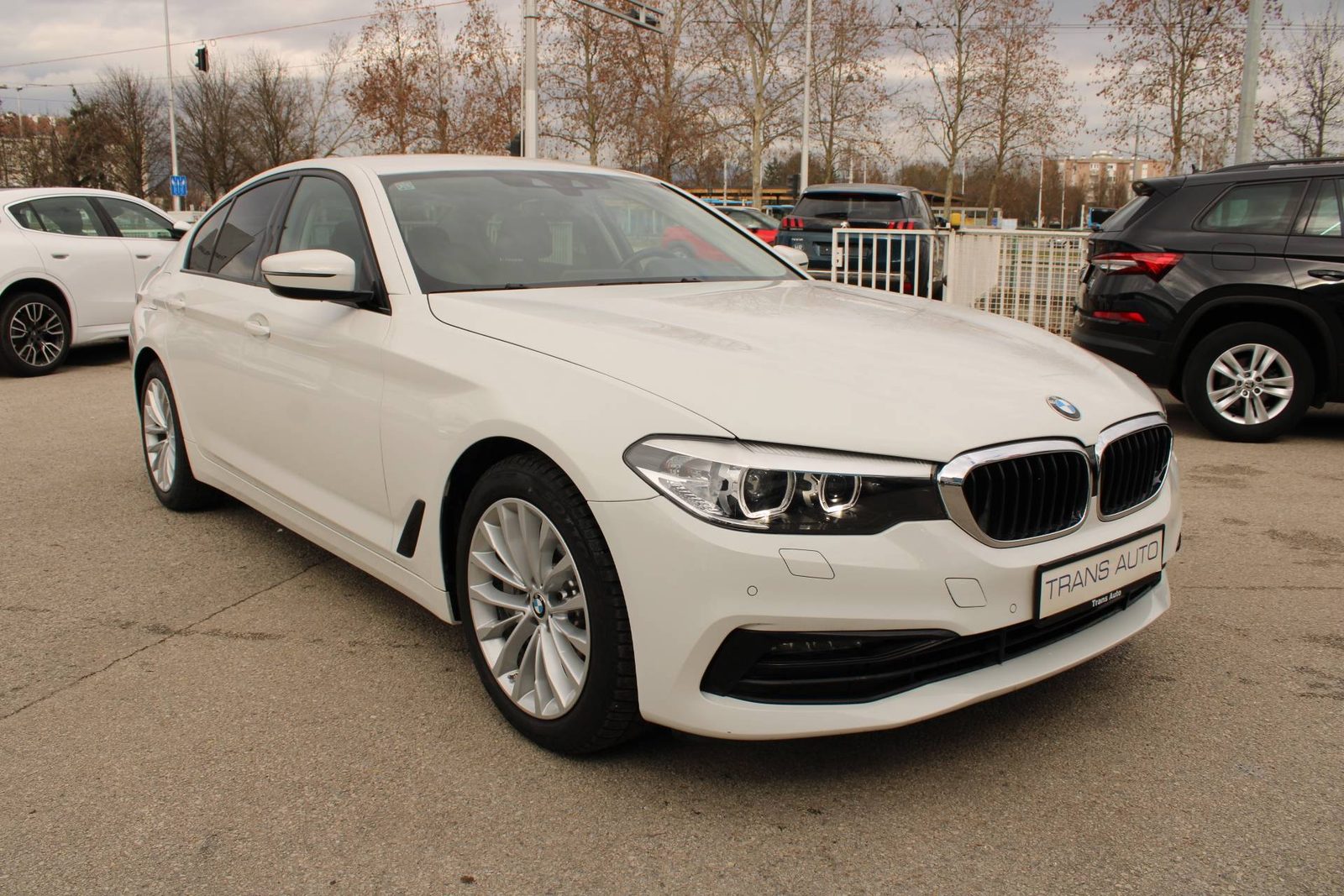 2020 BMW Serija 5 — fotografija 3