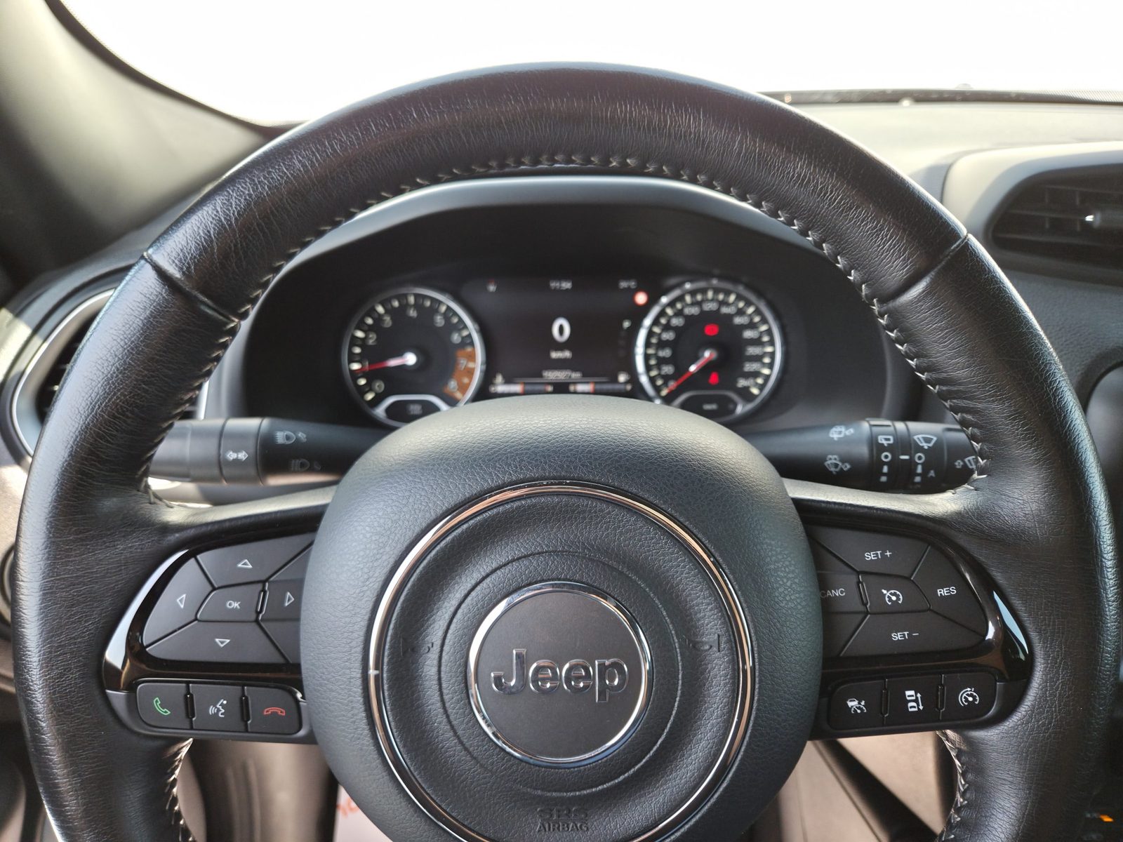 2022 Jeep Renegade — fotografija 12