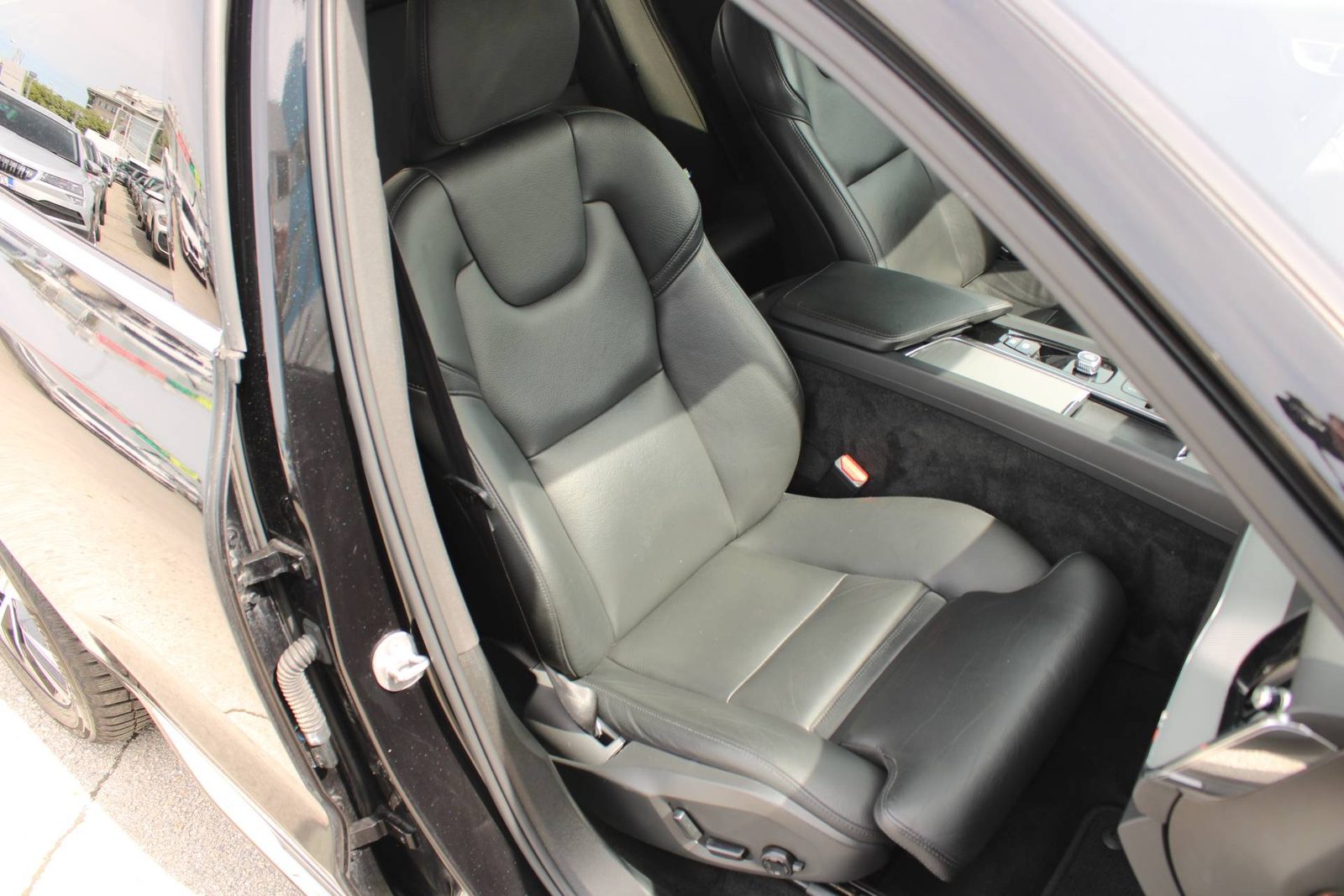 2023 Volvo XC60 — fotografija 11