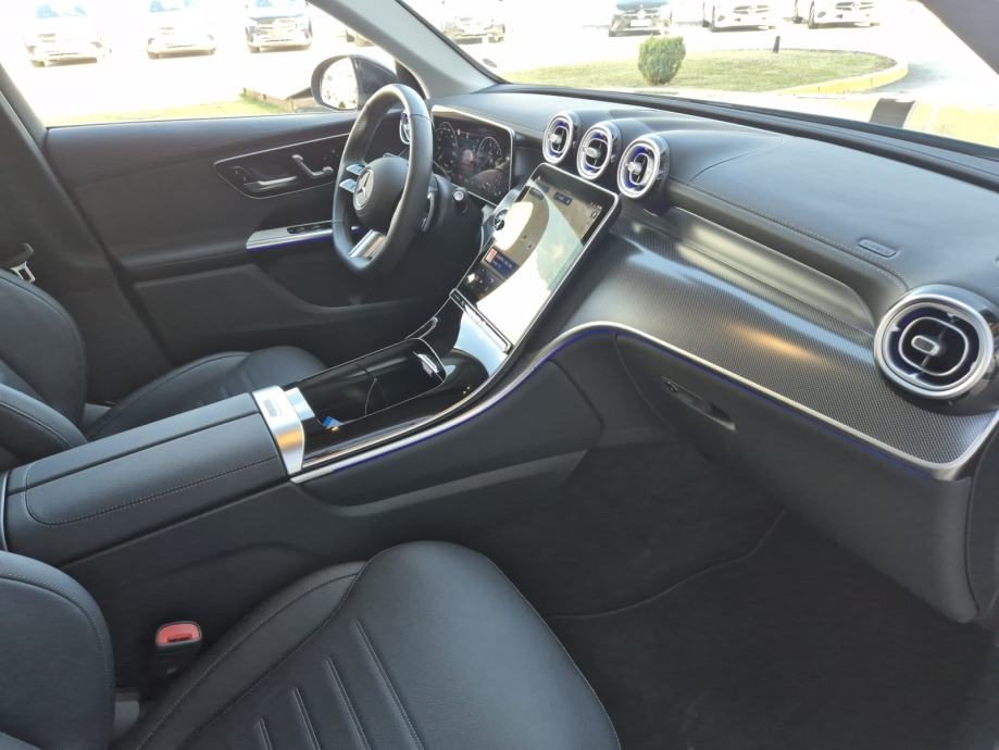 2025 Mercedes-Benz GLC — fotografija 13