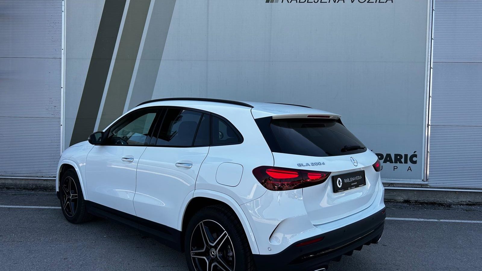 2025 Mercedes-Benz GLA AMG Line — fotografija 3
