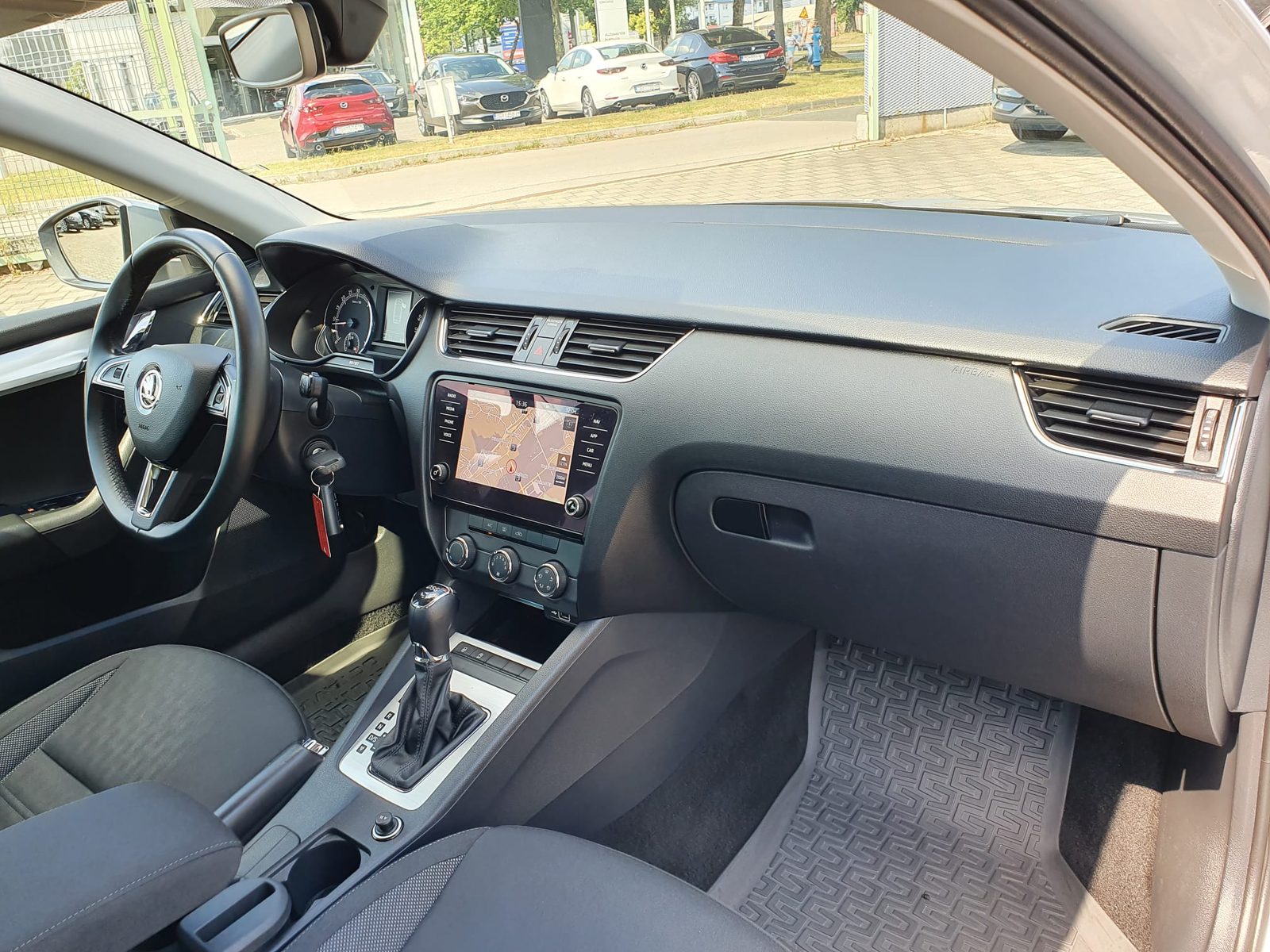 2018 Škoda Octavia Combi — fotografija 25