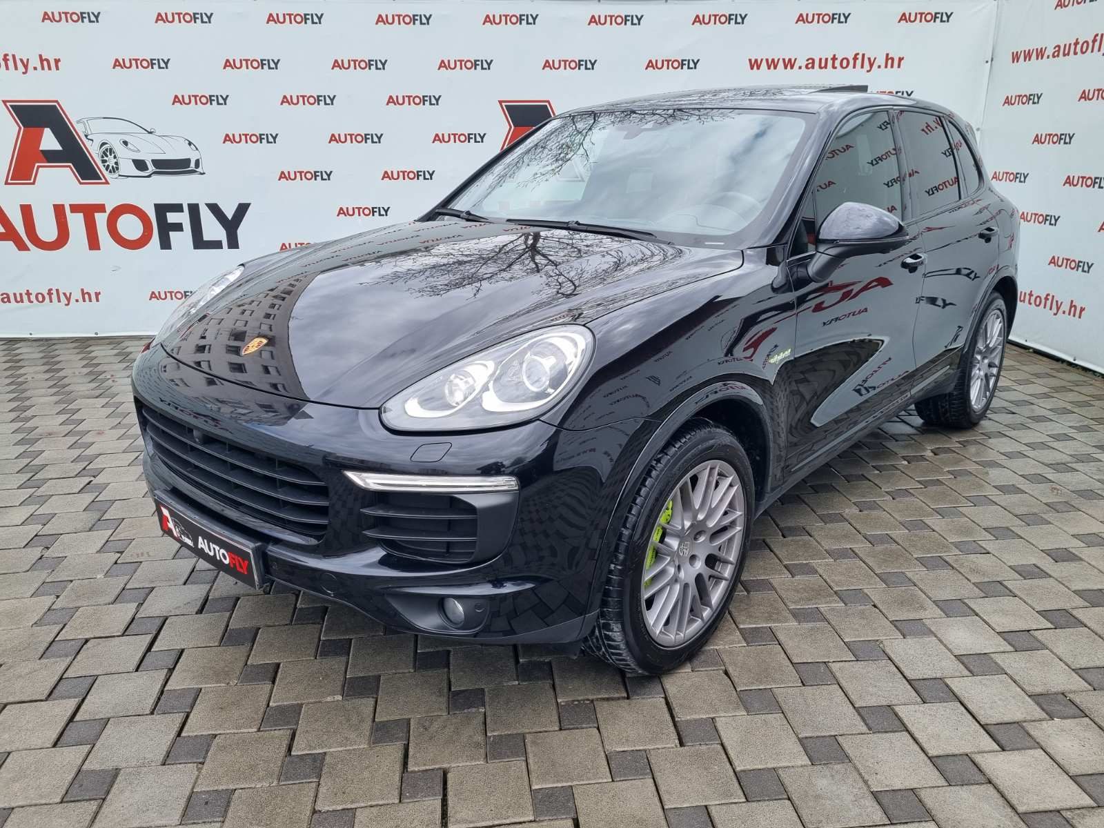 2015 Porsche Cayenne — fotografija 9