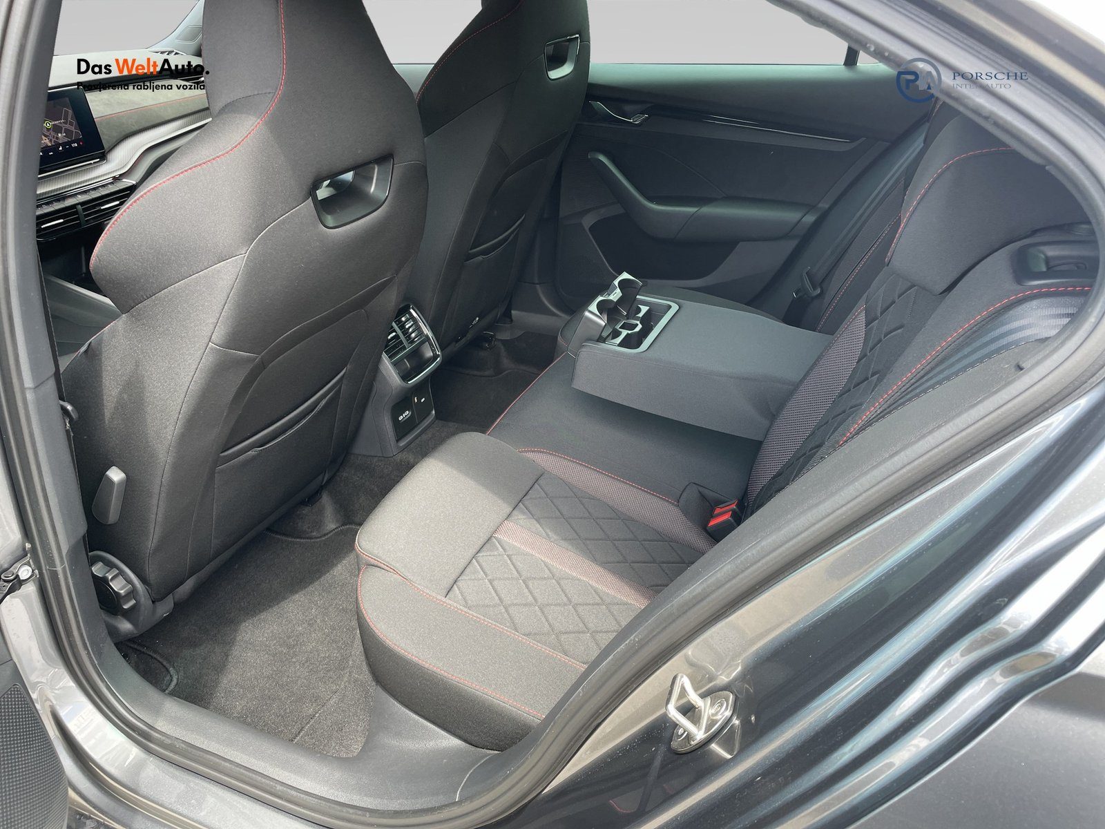 2023 Škoda Octavia — fotografija 10