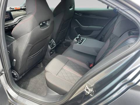 2023 Škoda Octavia — sličica 10