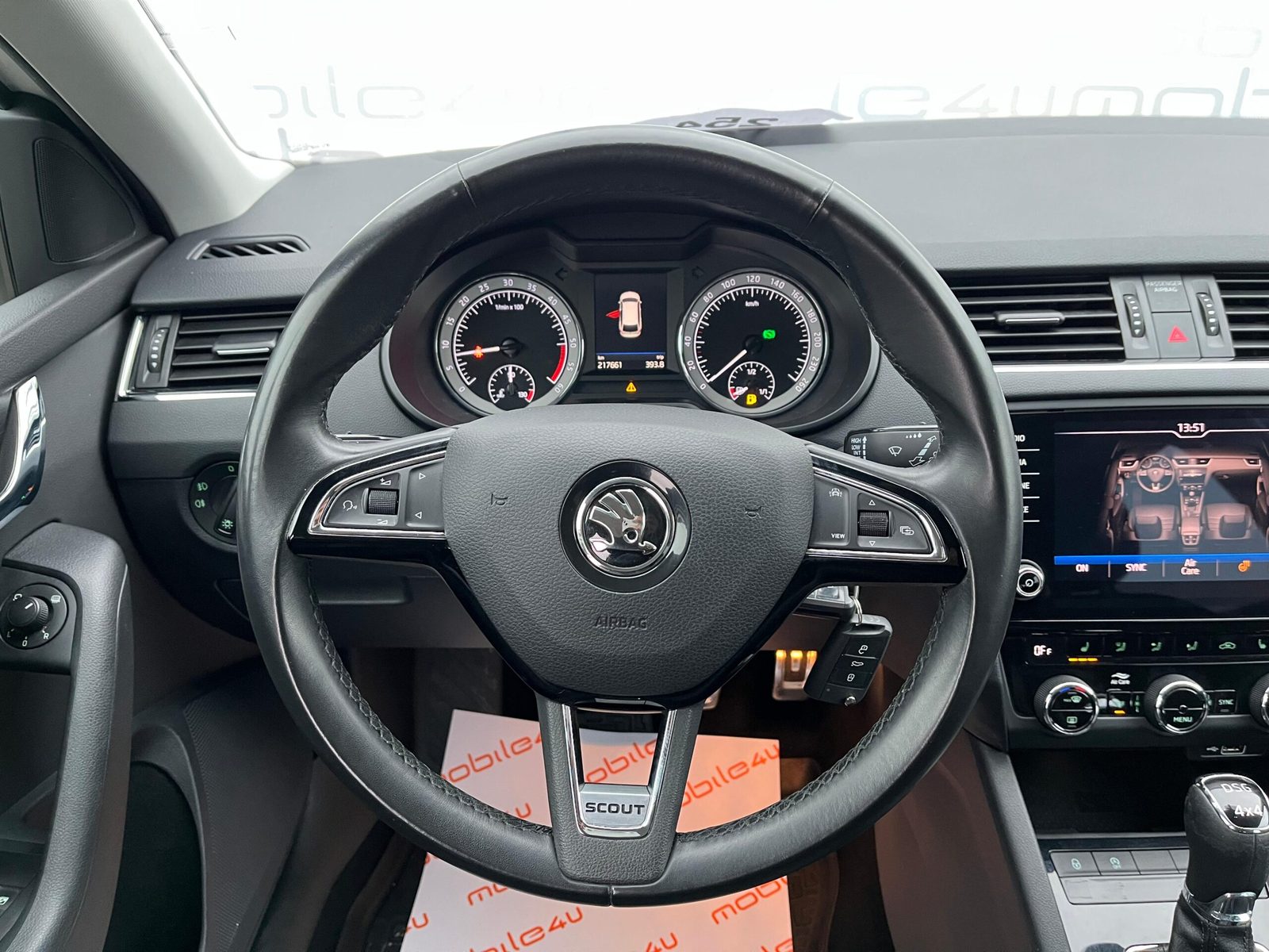 2019 Škoda Octavia Combi — fotografija 10