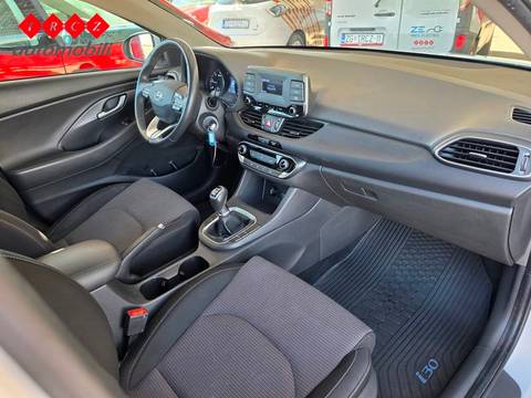 2021 Hyundai i30 — sličica 6