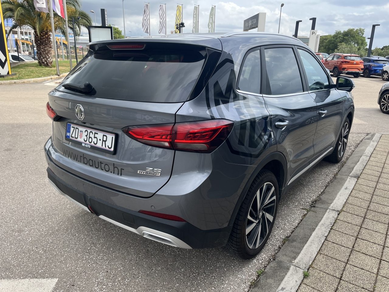 2025 MG ZS — fotografija 6