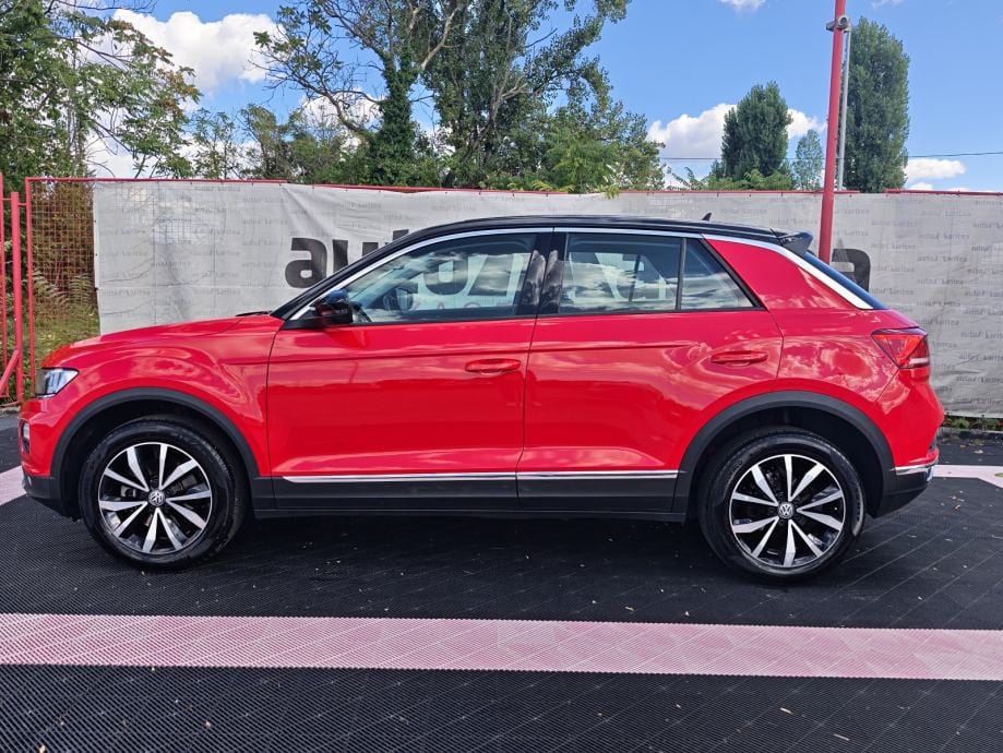 2019 Volkswagen T-Roc — fotografija 4