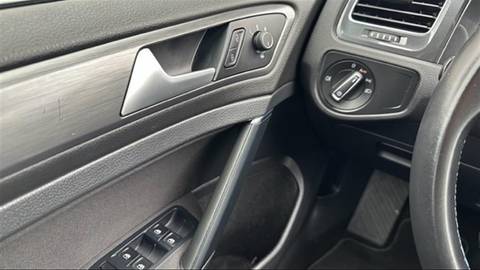 2019 Volkswagen Golf — sličica 21