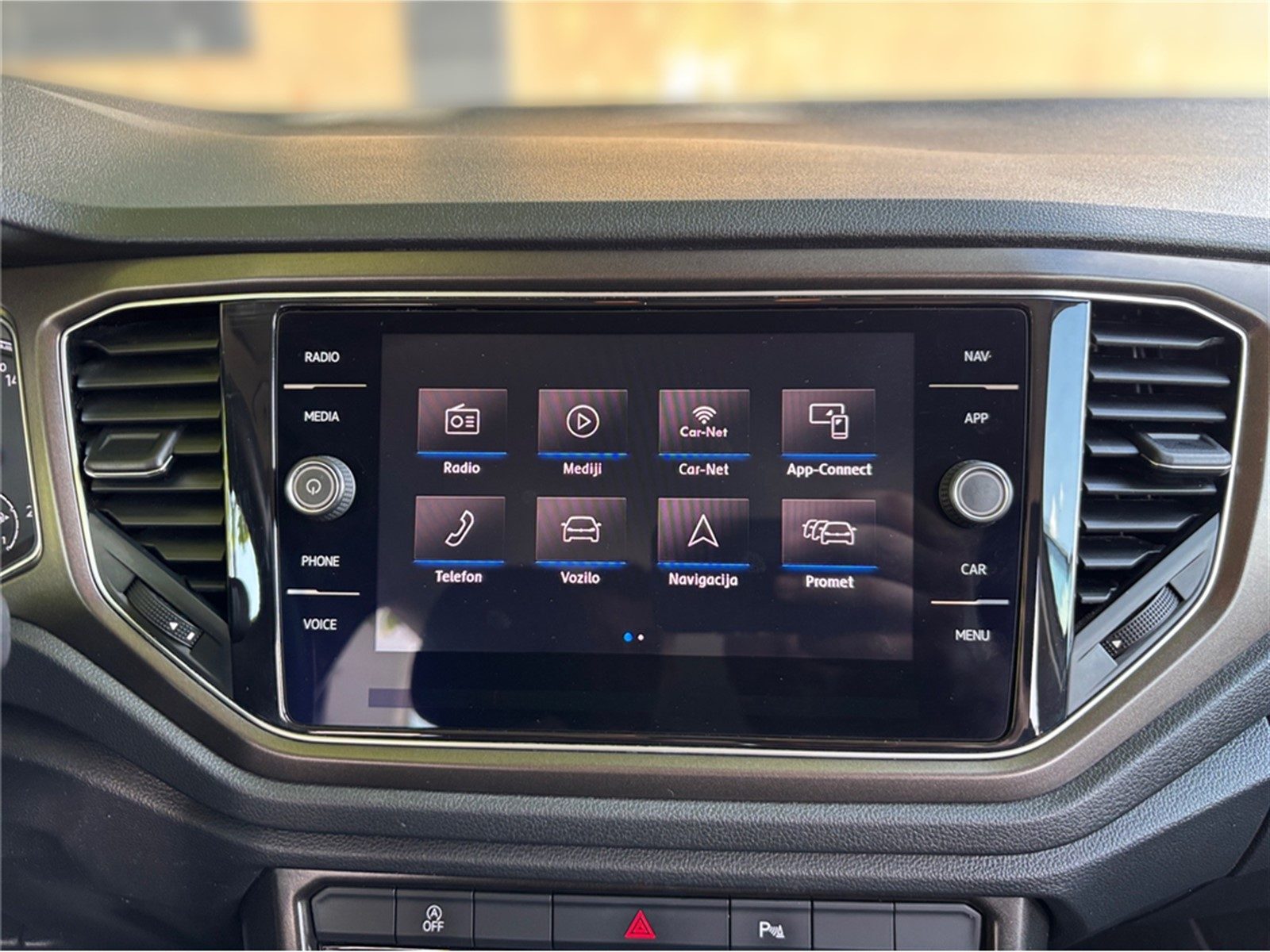 2018 Volkswagen T-Roc — fotografija 9