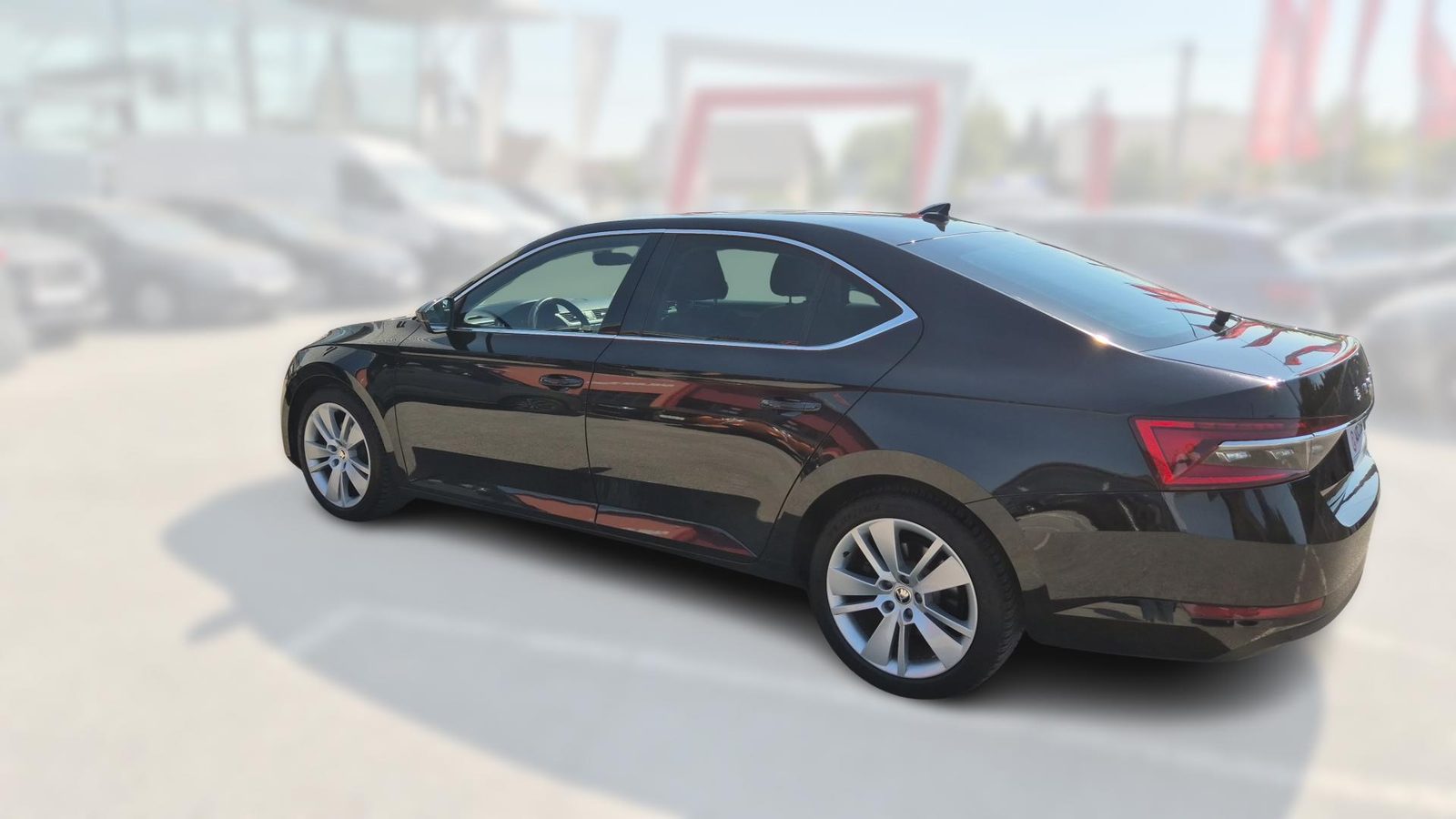 2021 Škoda Superb — fotografija 5