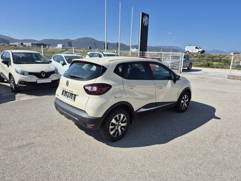 2019 Renault Captur — sličica 3