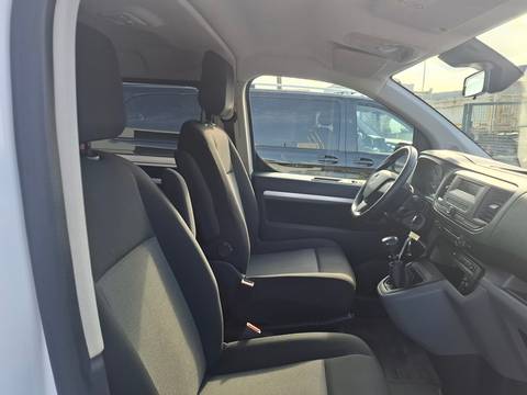 2022 Opel Vivaro — sličica 10