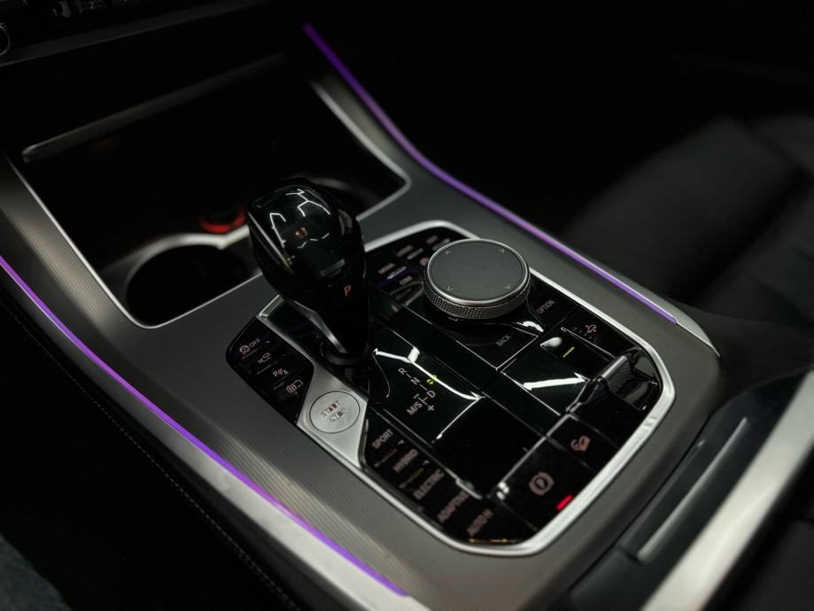 2020 BMW X5 — fotografija 13